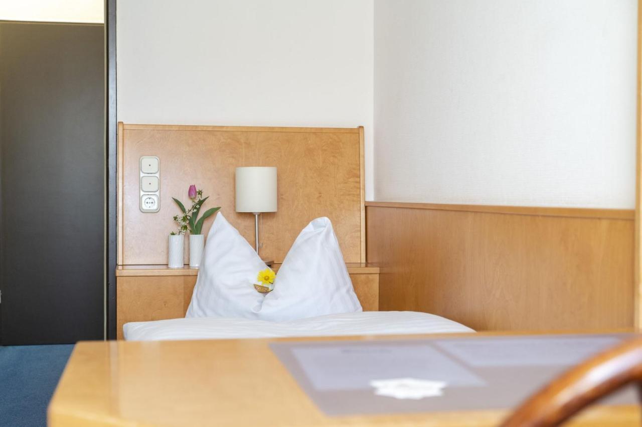 Hotel & Apartments Boehm グラーフェンヴェーア エクステリア 写真